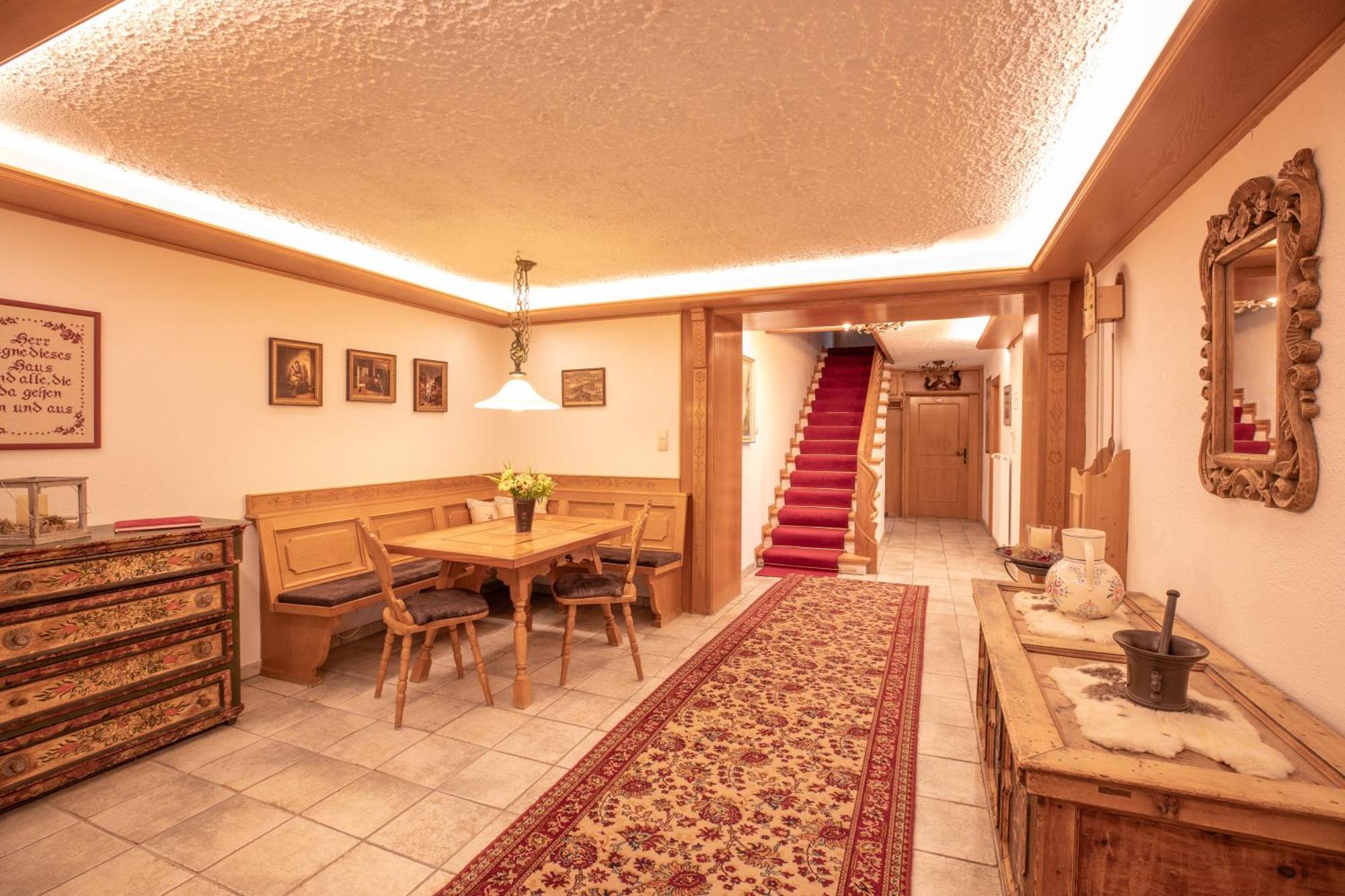 Patteriol Apart-Hotel-Garni Санкт-Антон-ам-Арльберг Экстерьер фото